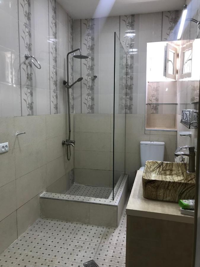 Guesthouse Levani Gori Bagian luar foto